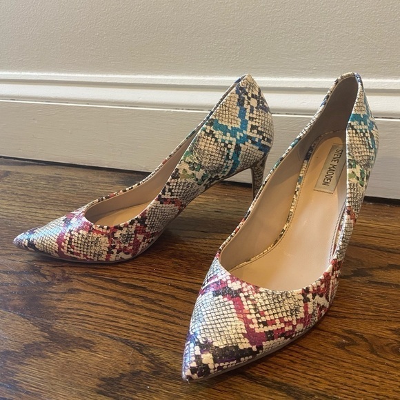 Steve Madden Rainbow Pointy Snakeskin Textured Colorful Stiletto High Heels 9 - Picture 2 of 10